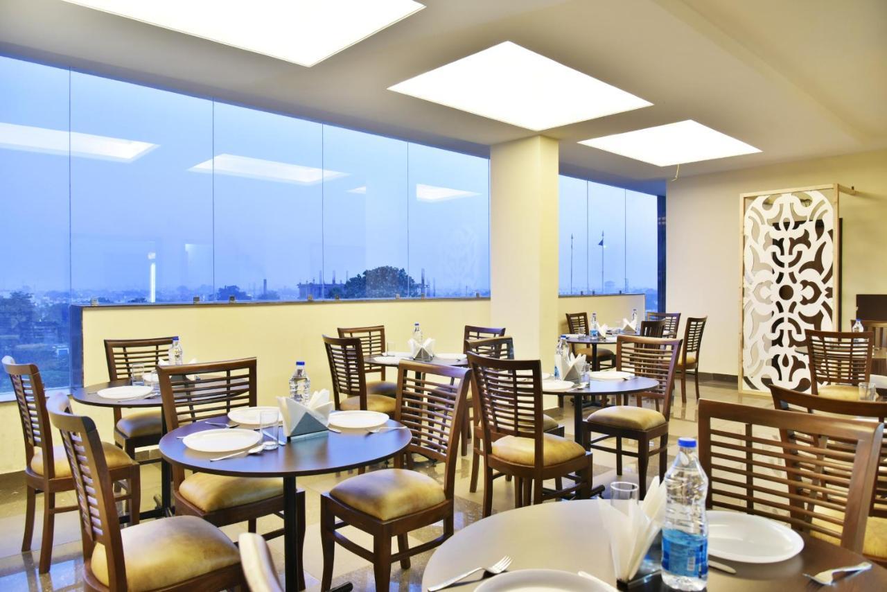 Hotel Amritsar International 2 Min Walk From Amritsar Bus Stand Экстерьер фото