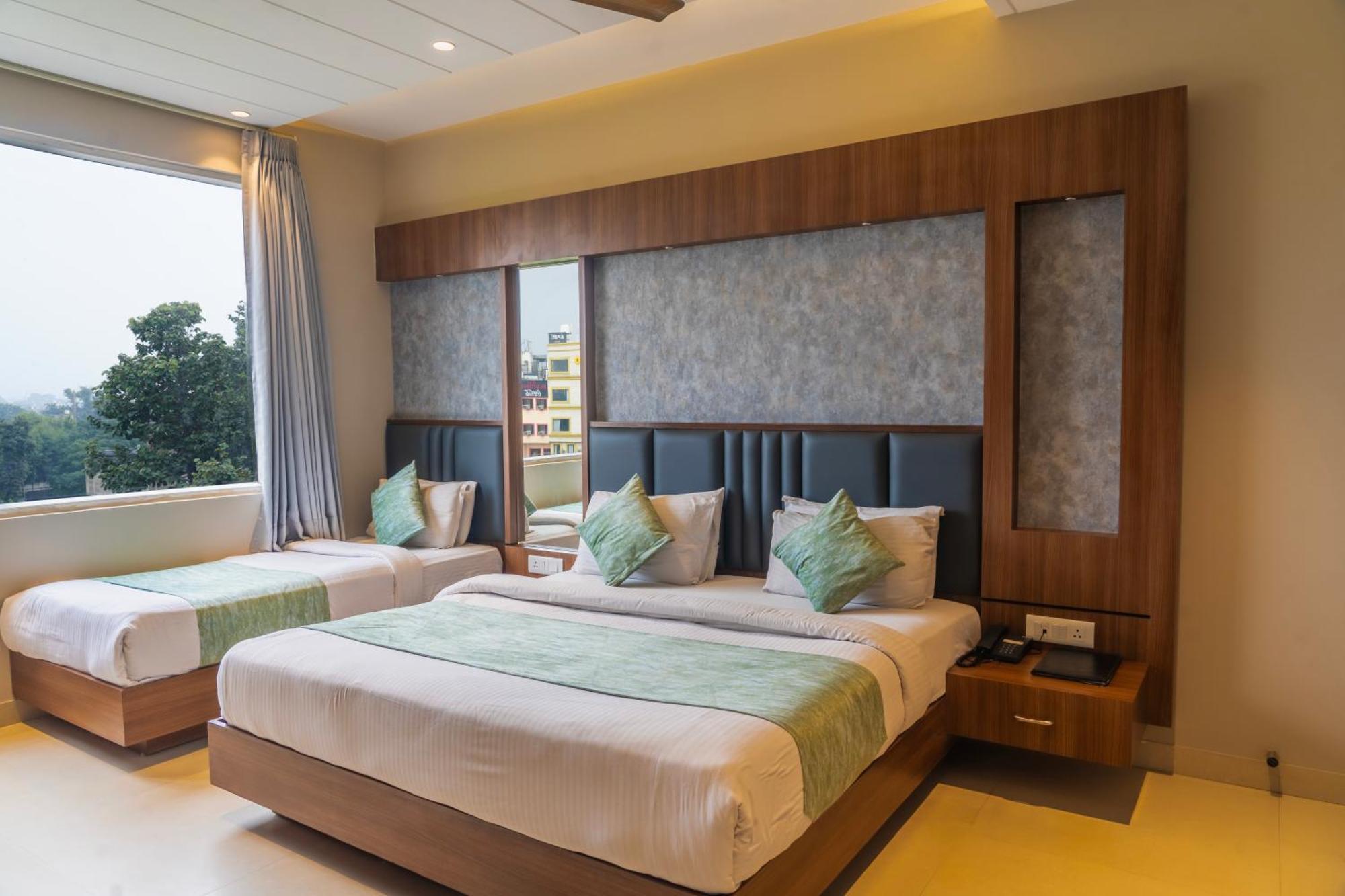 Hotel Amritsar International 2 Min Walk From Amritsar Bus Stand Экстерьер фото